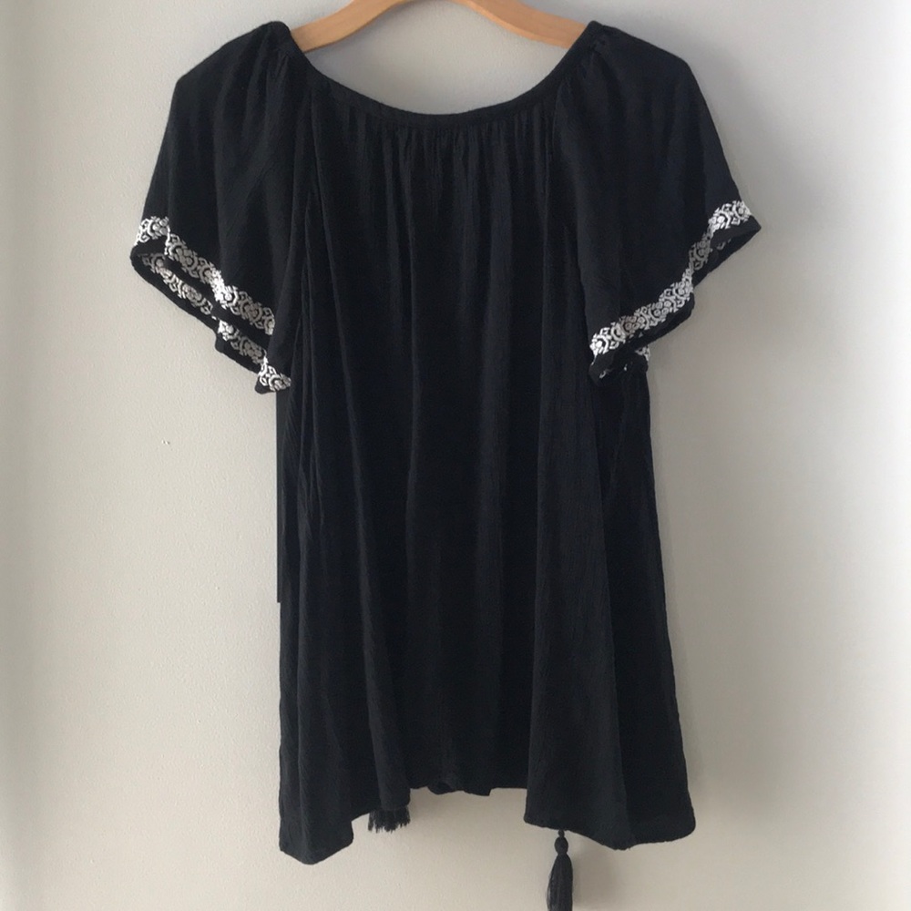 Mossimo supply co top - Picture 2 of 8